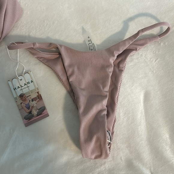 NWT HALARA Ribbed two piece bikini - Picture 11 of 16